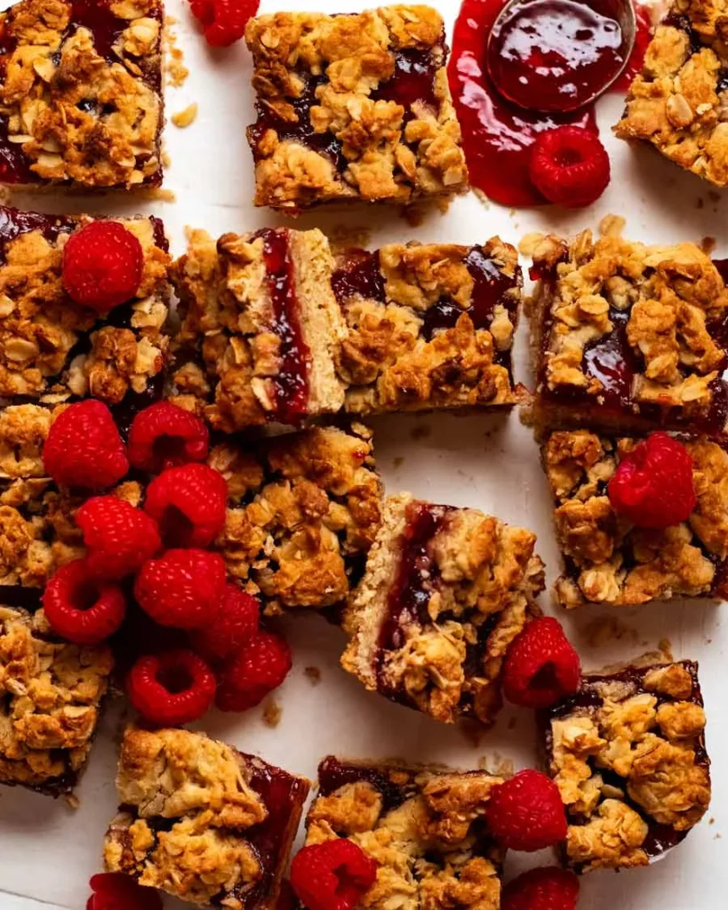 Delicious Raspberry Jam Oat Bars - Easy Homemade Recipe