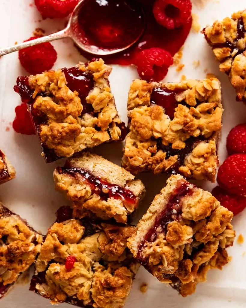 Delicious Raspberry Jam Oat Bars - Easy Homemade Recipe