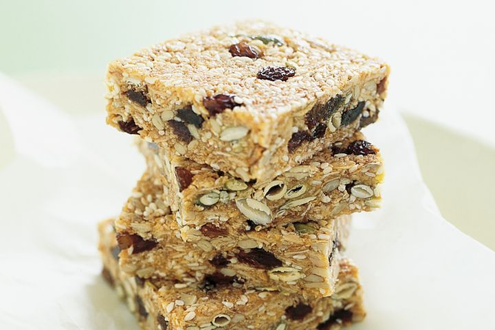 Homemade Chewy Muesli Bars Recipe | Aussie Fave 2024