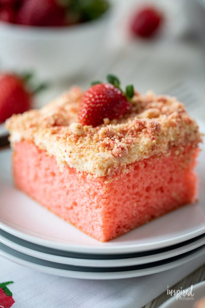 Strawberry Crunch Cake